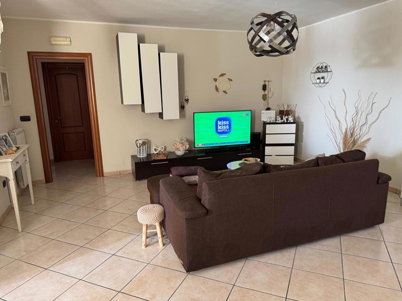 Quadrilocale in Vendita a Cesa, 150'000€, 100 m²