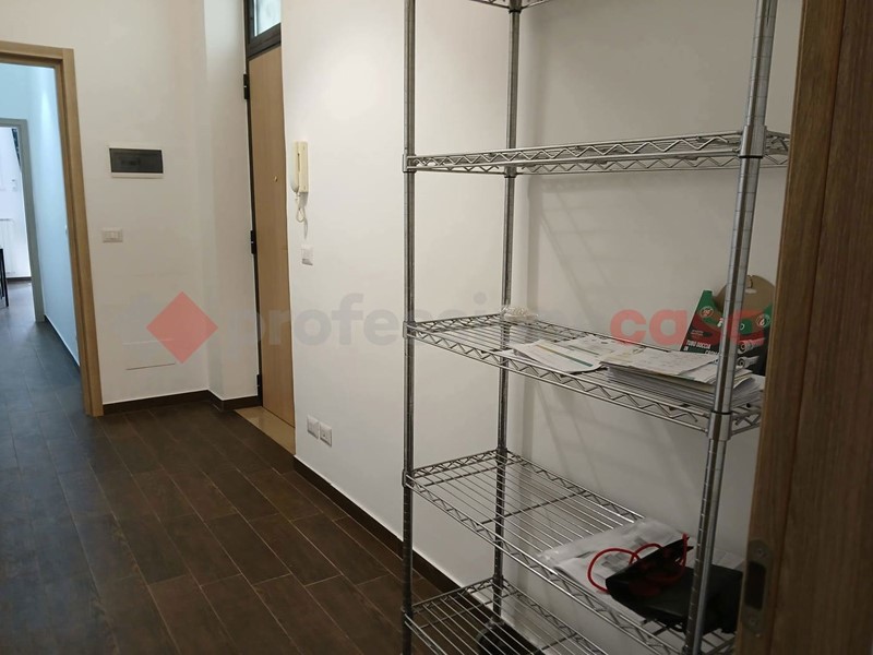 Trilocale in Affitto a Bari, 1'000€, 90 m², arredato