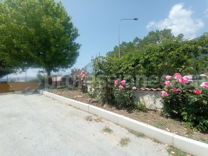 Casa Indipendente in Vendita a Castel di Sangro, 210'000€, 106 m², arredato