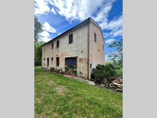 Casa Indipendente in Vendita a Montecarotto, 275'000€, 200 m², arredato