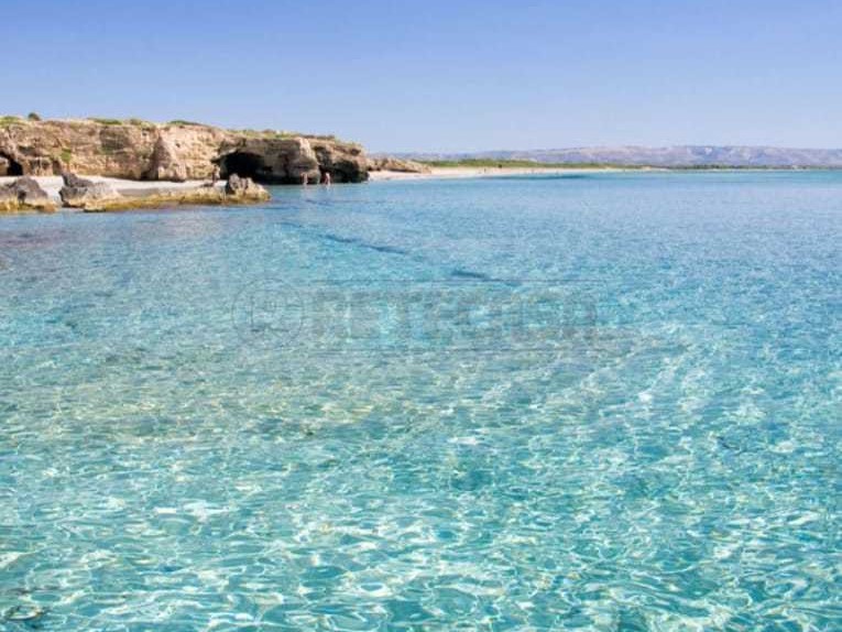 Villa in Vendita a Siracusa, 780'000&euro;, 236 m², arredato, con Box