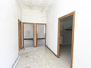 Casa Indipendente in Vendita a Campomorone, 165'000€, 172 m²