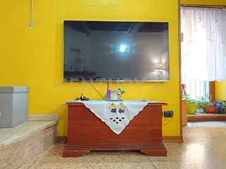 Casa Semi Indipendente in Vendita a Castiglione d'Orcia, 110'000€, 80 m²