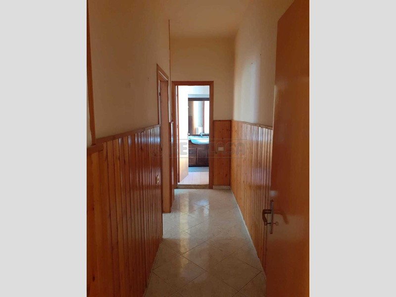 Trilocale in Vendita a Salerno, zona FRATTE, 115'000&euro;, 70 m²