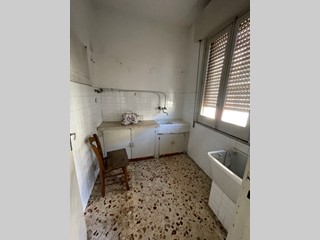 Quadrilocale in Vendita a Modica, zona MODICA ALTA, 57'000€, 64 m², con Box