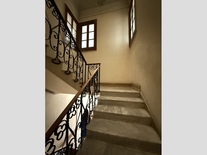 Appartamento in Vendita a Milazzo, 150'000€, 210 m²