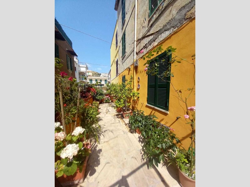 Trilocale in Vendita a Tivoli, 150'000&euro;, 89 m²