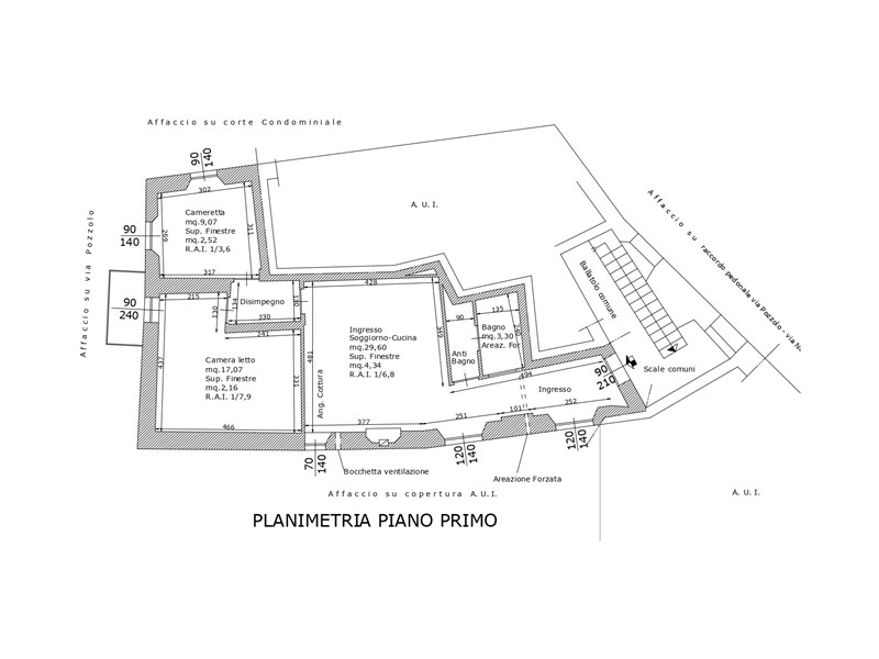 Trilocale in Vendita a Oleggio, zona Piazza Martiri, 95'000€, 65 m²