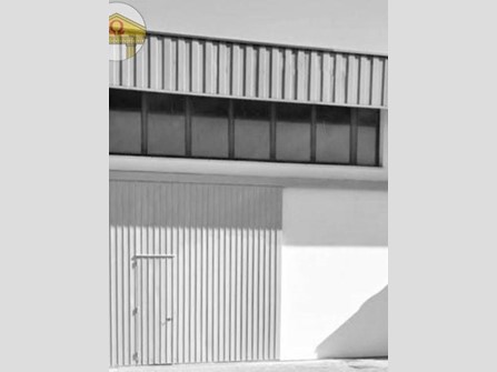 Laboratorio in Vendita a Ponzano Veneto, 400'000€, 700 m²