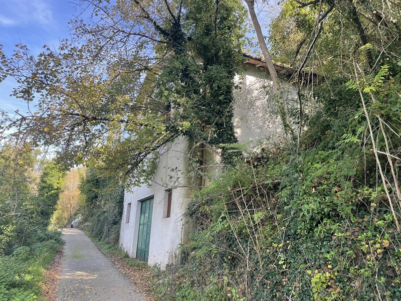 Rustico in Vendita a Cerreto di Spoleto, 22'000€, 80 m²
