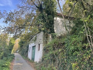 Rustico in Vendita a Cerreto di Spoleto, 22'000€, 80 m²