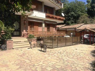 Appartamento in Vendita a Avellino, 450'000&euro;, 250 m²