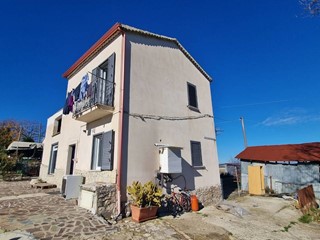 Casa Indipendente in Vendita a Grottaminarda, 60'000&euro;, 88 m²