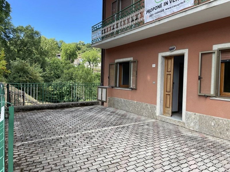 Trilocale in Vendita a Montemarano, 80'000&euro;, 88 m²