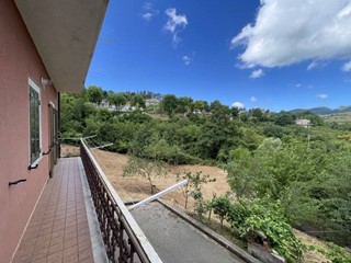 Trilocale in Vendita a Montemarano, 70'000&euro;, 88 m²