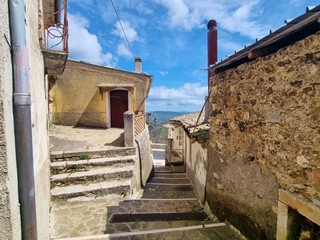 Casa Indipendente in Vendita a Guardia Lombardi, 25'000&euro;, 100 m²