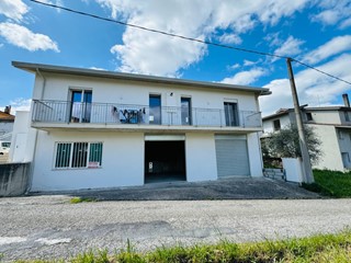 Villa in Vendita a Ariano Irpino, 179'000&euro;, 180 m²