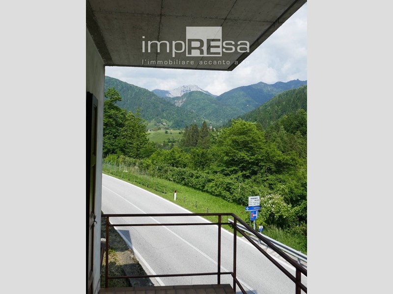 Casa Semi Indipendente in Vendita a Paularo, 27'000€, 250 m²