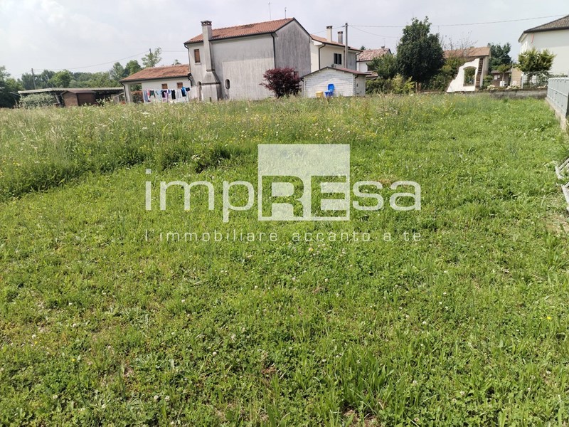 Terreno edificabile in Vendita a Treviso, 80'000€, 855 m²