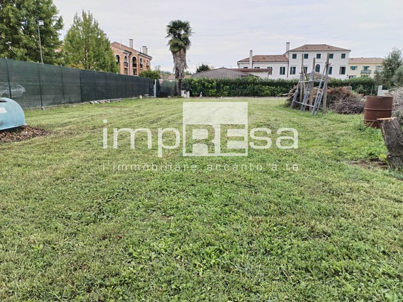 Terreno edificabile in Vendita a Treviso, 80'000€, 804 m²