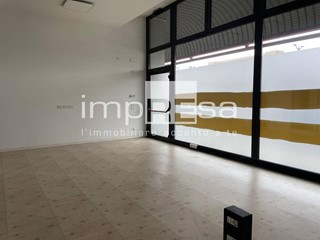 Laboratorio in Vendita a Quinto di Treviso, 324 m²