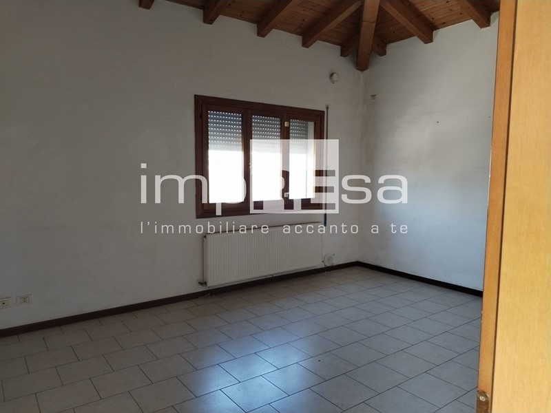 Casa Indipendente in Vendita a Vedelago, 230'000€, 170 m²