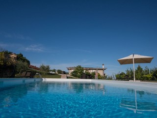 Villa in Vendita a Cupra Marittima, 600 m²