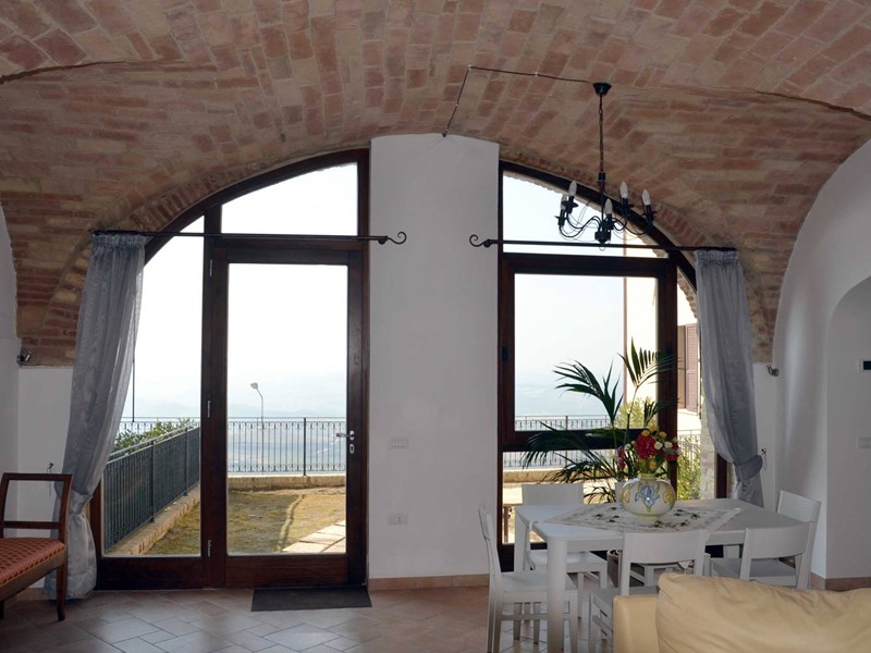 Casa Indipendente in Vendita a Ripatransone, 410'000€, 172 m²