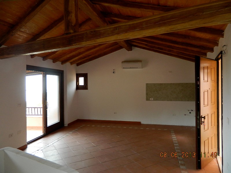 Villetta a schiera in Vendita a Arzachena, 140 m²