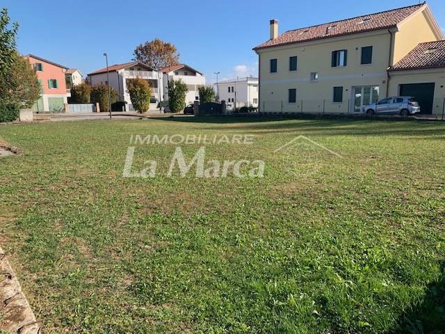 Terreno edificabile in Vendita a Treviso, 145'000€, 711 m²