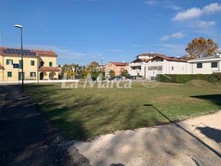 Terreno edificabile in Vendita a Treviso, 235'000€, 1326 m²