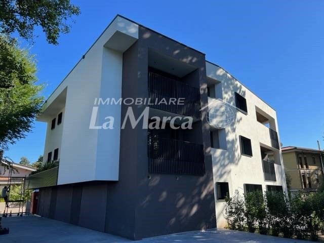 Quadrilocale in Vendita a Treviso, 805'000€, 203 m²