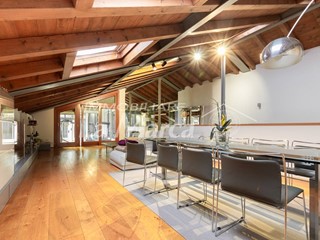 Attico in Vendita a Treviso, 370 m²