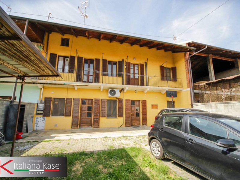 Casa Semi Indipendente in Vendita a Caluso, 120'000€, 150 m²