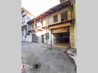 Quadrilocale in Vendita a San Giorgio Canavese, 11'000€, 80 m²