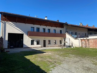 Casa Indipendente in Vendita a Foglizzo, 265'000€, 201 m²