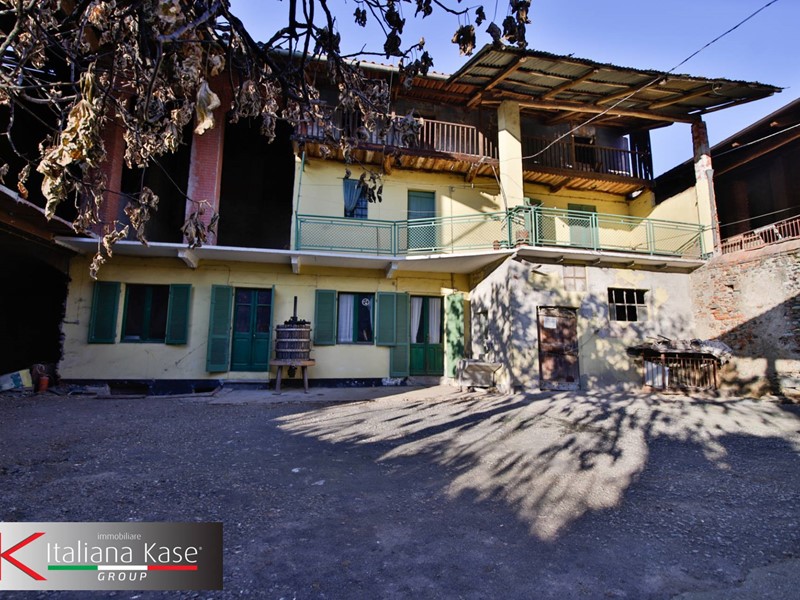 Casa Semi Indipendente in Vendita a Candia Canavese, 43'000€, 100 m²