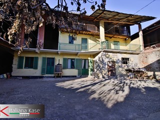 Casa Semi Indipendente in Vendita a Candia Canavese, 43'000€, 100 m²