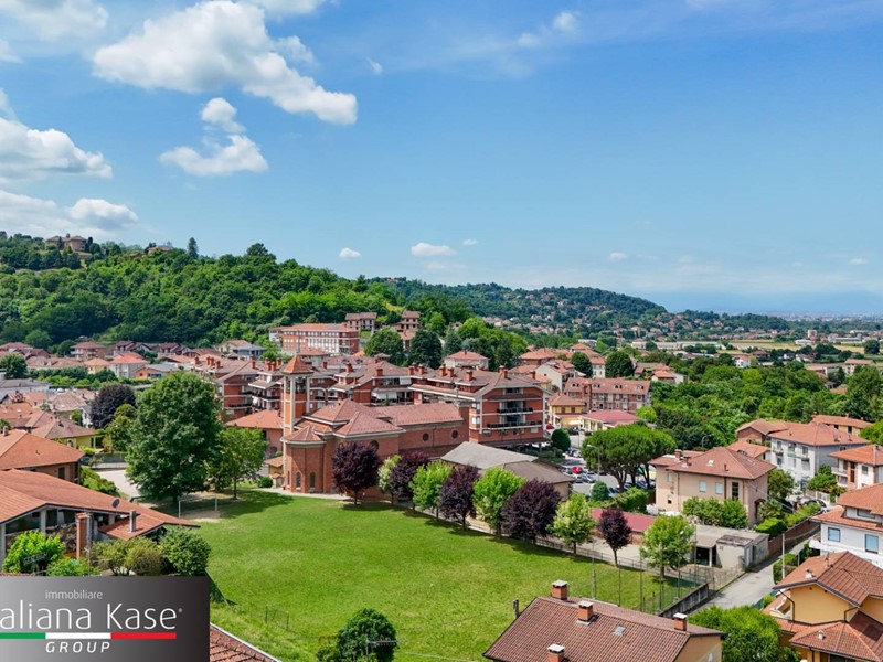 Casa Semi Indipendente in Vendita a Castiglione Torinese, 295'000€, 215 m²