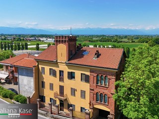 Casa Semi Indipendente in Vendita a Castiglione Torinese, 219'000€, 155 m²