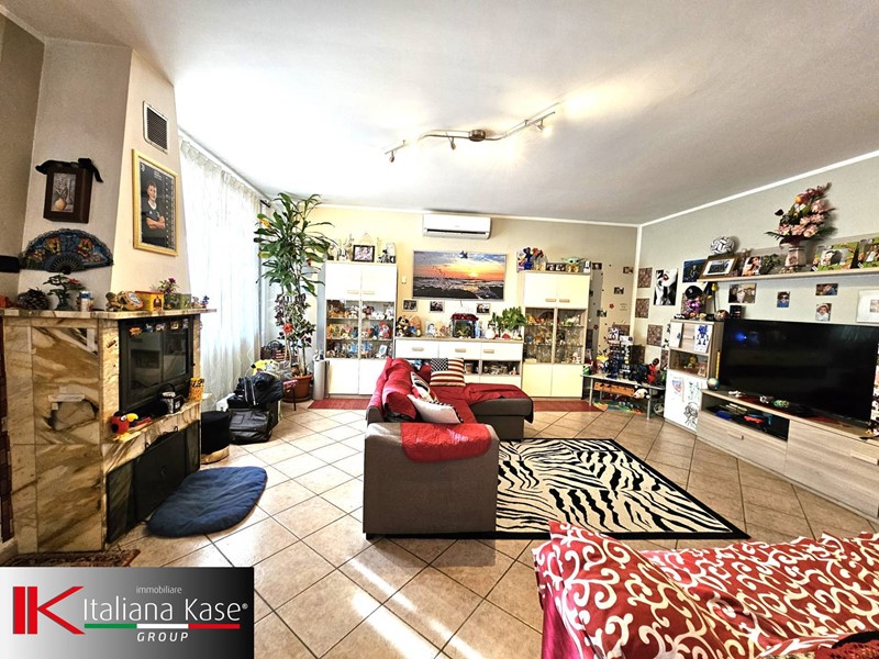 Casa Semi Indipendente in Vendita a Castiglione Torinese, 229'000€, 160 m²