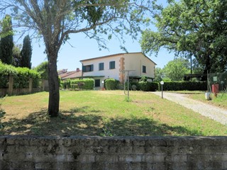 Rustico in Vendita a Gavorrano, 450'000€, 300 m²