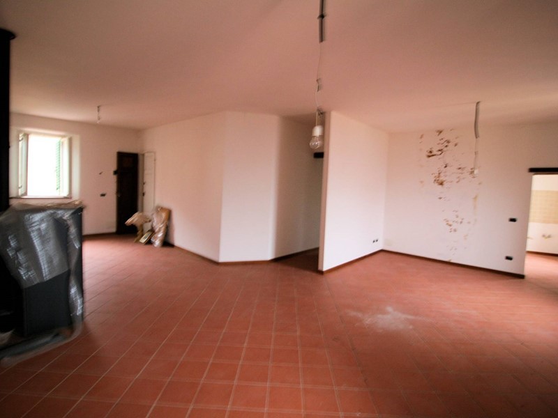Quadrilocale in Vendita a Abetone Cutigliano, 80'000€, 127 m²