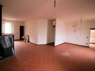 Quadrilocale in Vendita a Abetone Cutigliano, 80'000€, 127 m²