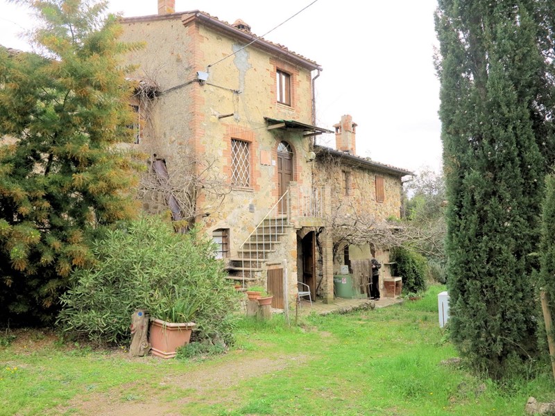 Rustico in Vendita a Civitella Paganico, 290'000€, 220 m²