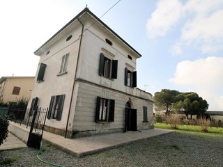 Casa Indipendente in Vendita a Altopascio, 295'000€, 260 m²
