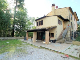Rustico in Vendita a Volterra, 330'000€, 132 m²