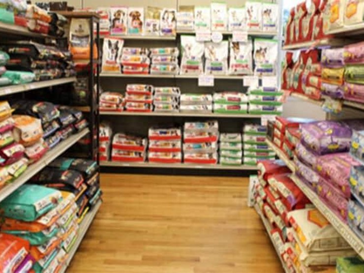 Attività commerciale in Vendita a Pistoia, 100 m²