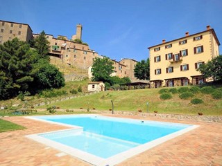 Rustico in Vendita a Roccastrada, 1'150'000€, 600 m²