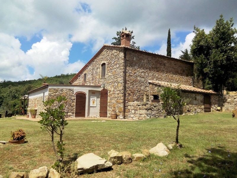 Rustico in Vendita a Roccastrada, 1'400'000€, 620 m²
